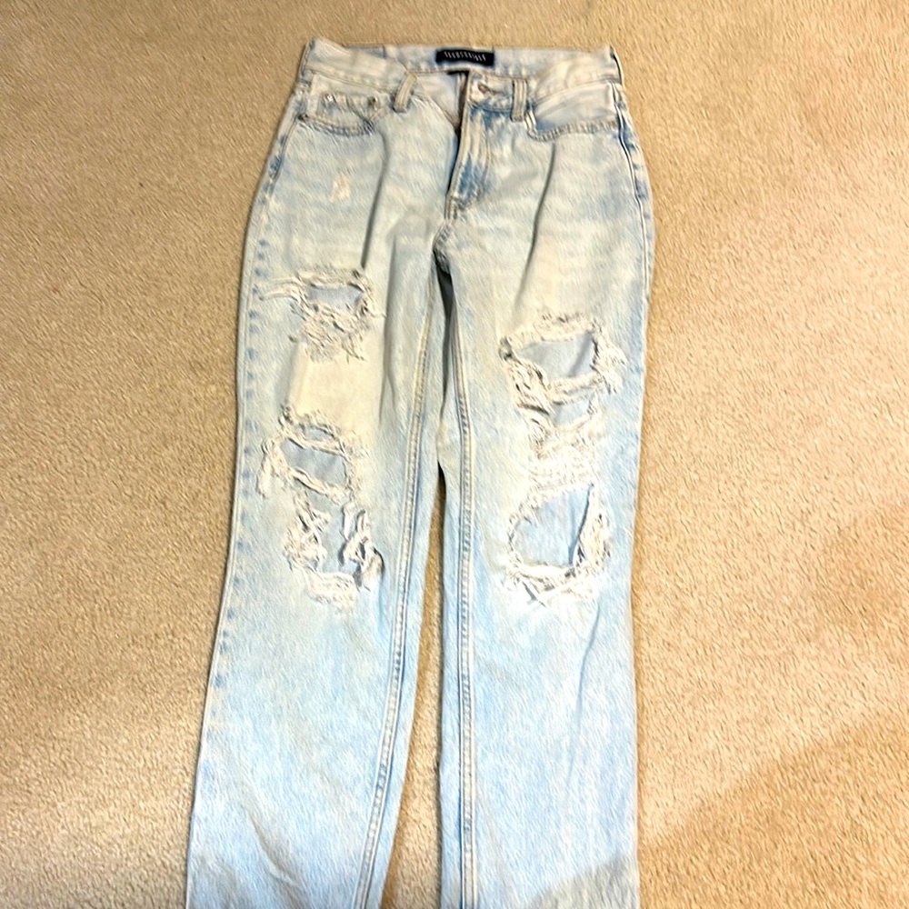 Ripped Mom Jeans